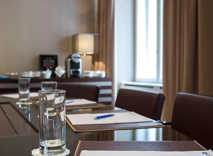 Отель Radisson Blu Style Hotel, 4*