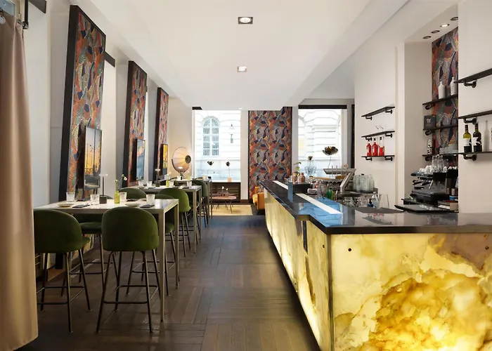 Hotel Radisson Blu Style Hotel, 4*